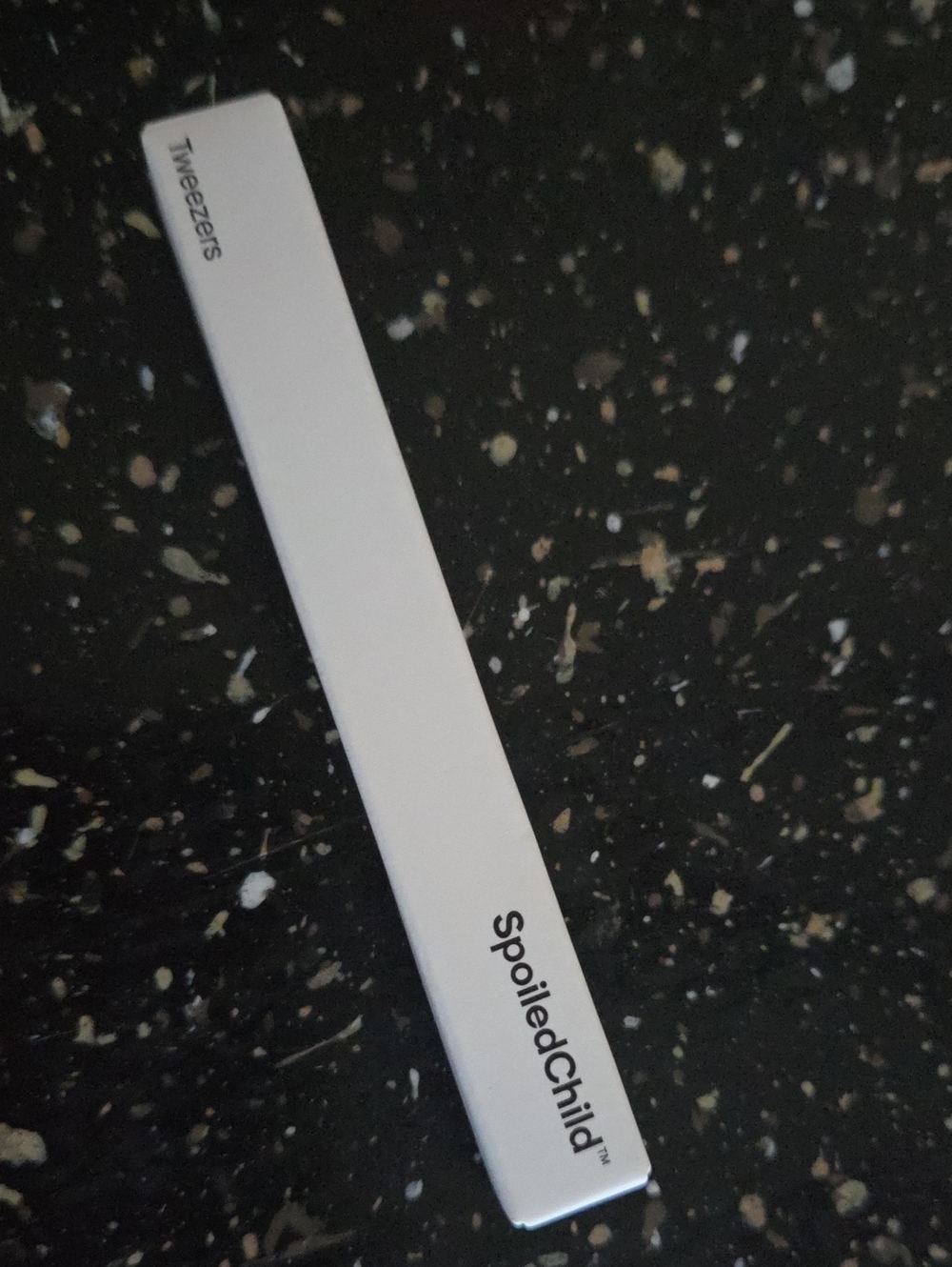 SpoiledChild Tweezers in White